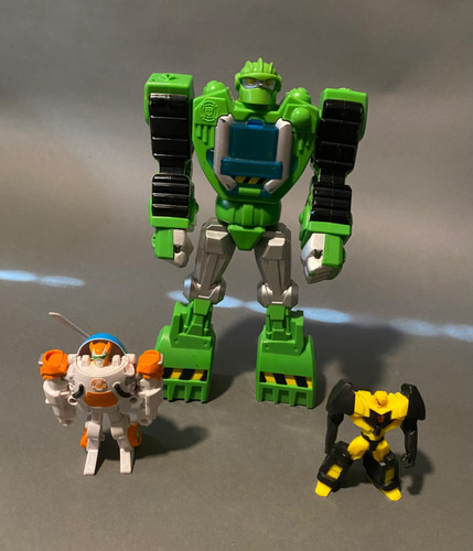 Playskool heroes transformers - playskool,